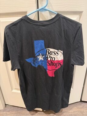 Bass Pro Shops Black Graphic Tee - Texas Flag Design
